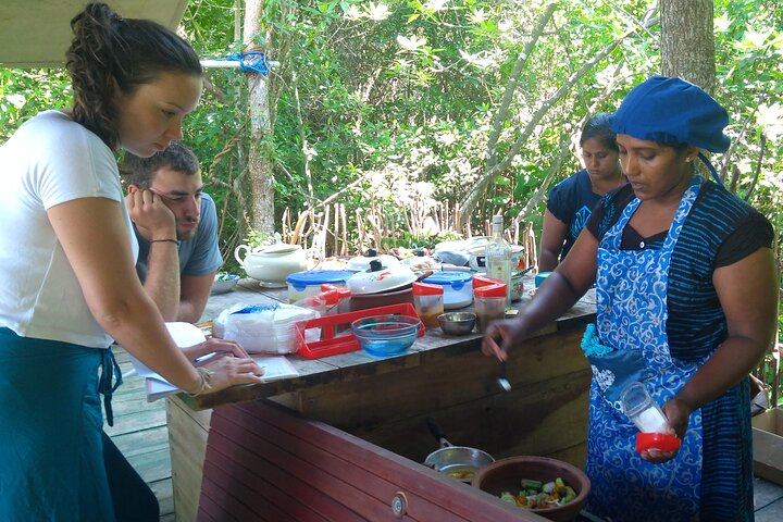 Cooking Experiment with Sri Lankan Spices from Matale - Photo 1 of 10